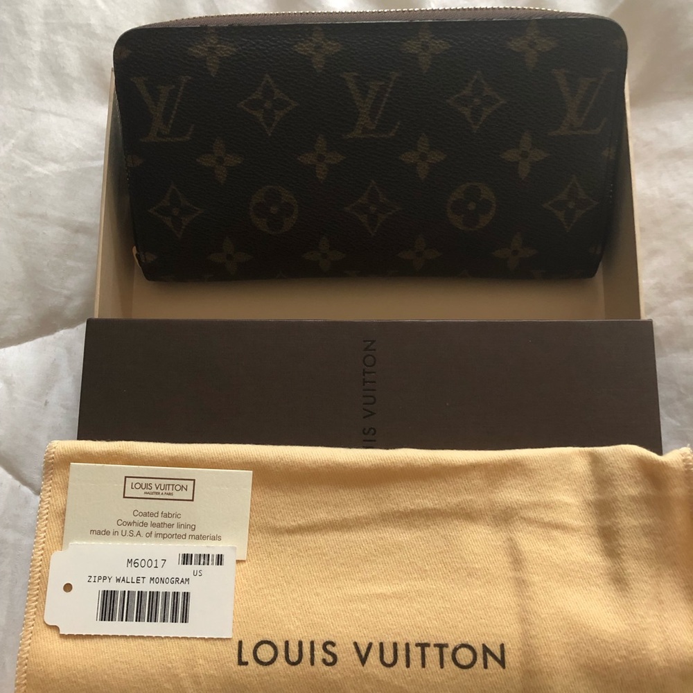 Louis Vuitton Monogram Brown Wallet